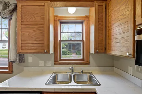 197 Kent Street Saint Paul MN 55102