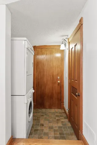 197 Kent Street Saint Paul MN 55102