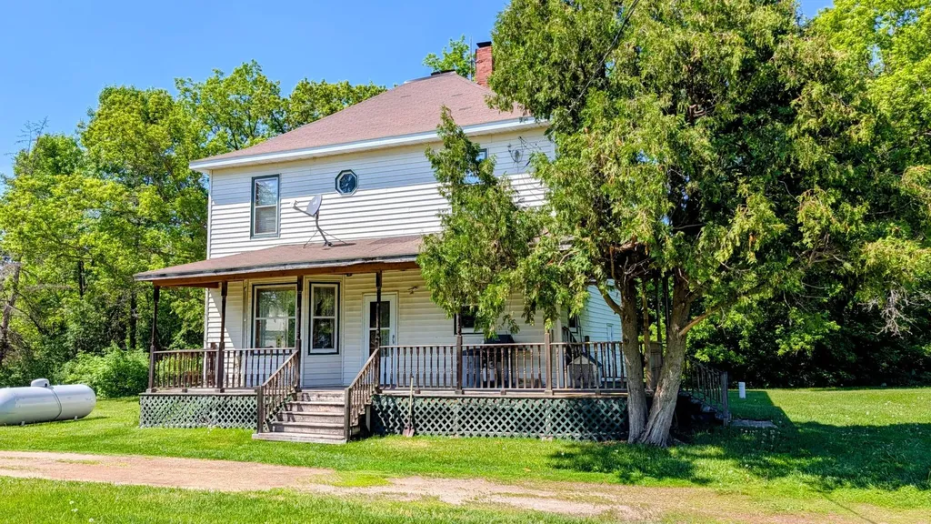 2242 220th Avenue Mahnomen MN 56557