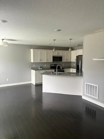 11184 69th Street NE Albertville MN 55301