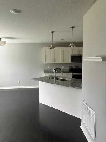 11184 69th Street NE Albertville MN 55301
