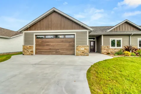 830 Lake Forest Circle Detroit Lakes MN 56501