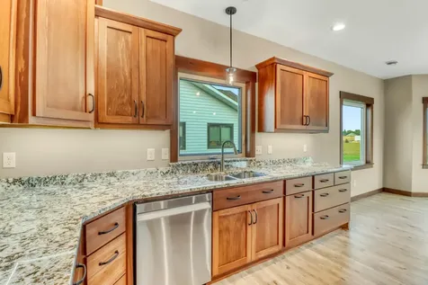 830 Lake Forest Circle Detroit Lakes MN 56501