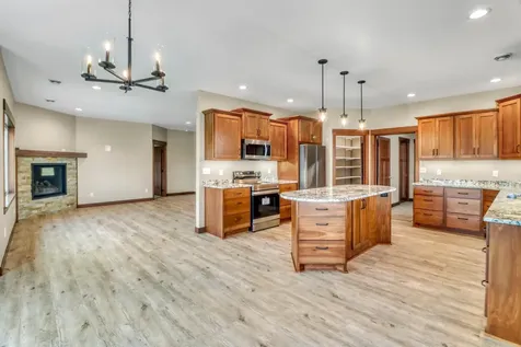 830 Lake Forest Circle Detroit Lakes MN 56501
