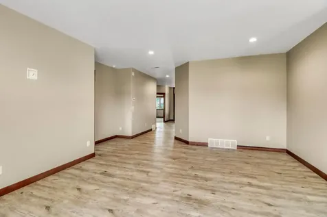 830 Lake Forest Circle Detroit Lakes MN 56501