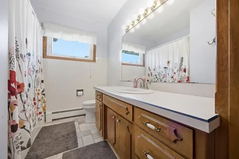 543 4th Avenue W West Fargo ND 58078