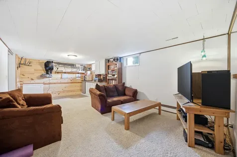 543 4th Avenue W West Fargo ND 58078