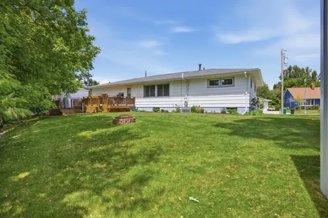 543 4th Avenue W West Fargo ND 58078