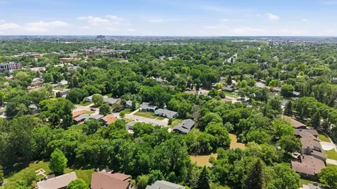 543 4th Avenue W West Fargo ND 58078