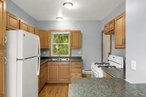 609 Snelling Avenue N Saint Paul MN 55104
