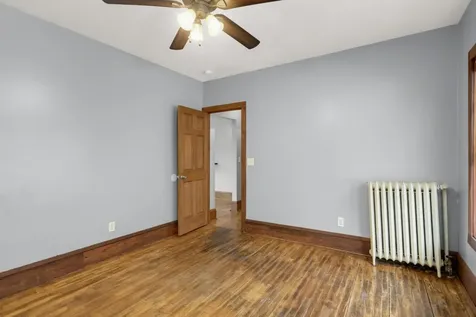 609 Snelling Avenue N Saint Paul MN 55104