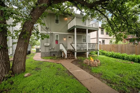 609 Snelling Avenue N Saint Paul MN 55104