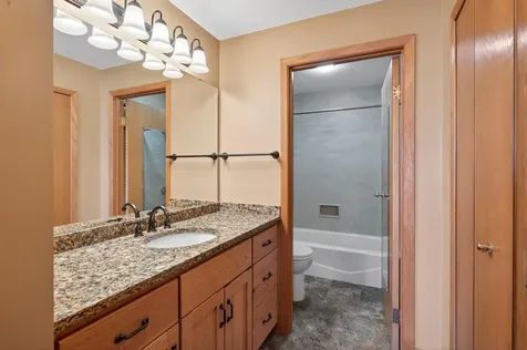 168 6th Street E Saint Paul MN 55101