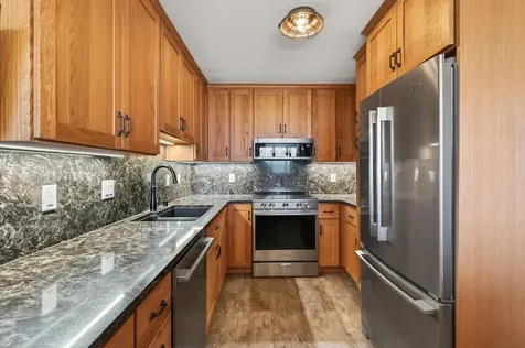 168 6th Street E Saint Paul MN 55101