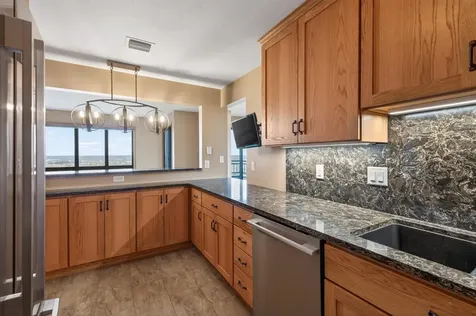 168 6th Street E Saint Paul MN 55101