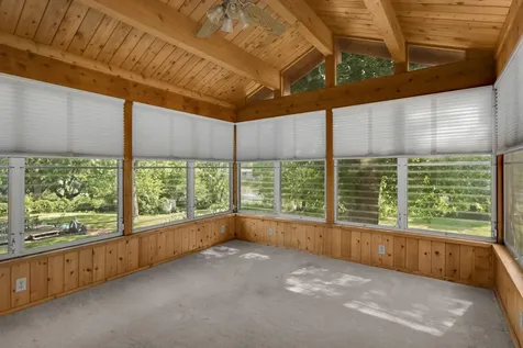 8473 Meadow Lake Road N New Hope MN 55428