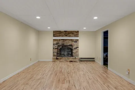 8473 Meadow Lake Road N New Hope MN 55428