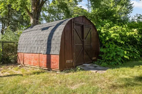 8473 Meadow Lake Road N New Hope MN 55428
