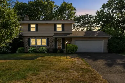8473 Meadow Lake Road N New Hope MN 55428