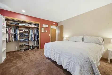 1304 26th Avenue S Moorhead MN 56560