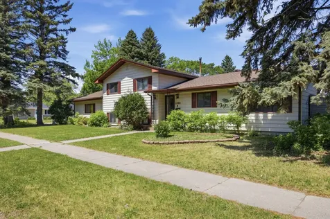 1304 26th Avenue S Moorhead MN 56560