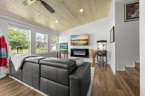 2857 Vanderbie Road Little Canada MN 55117