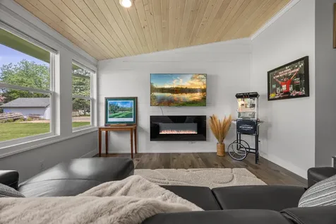 2857 Vanderbie Road Little Canada MN 55117