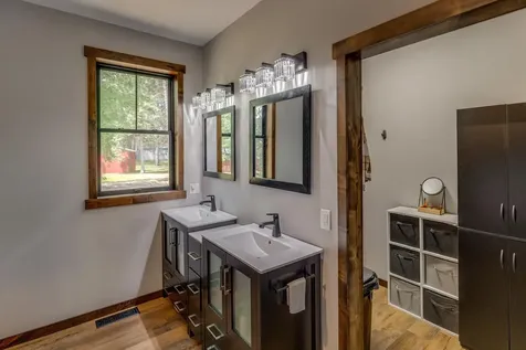 1090 Rainy Lake Drive NW Backus MN 56435