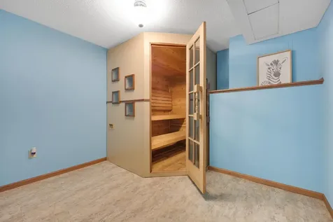 950 Birch View Court Saint Paul MN 55119