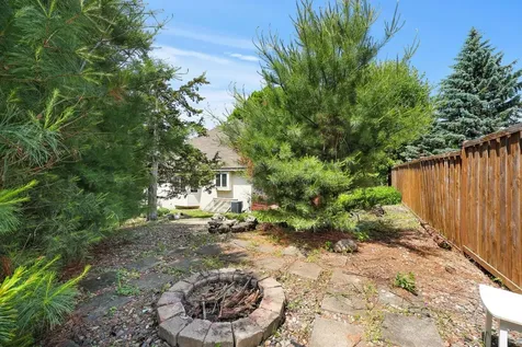 950 Birch View Court Saint Paul MN 55119