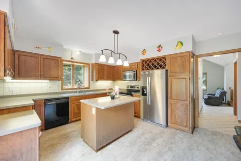 950 Birch View Court Saint Paul MN 55119