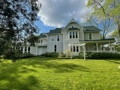 206 5th Street S Stillwater MN 55082