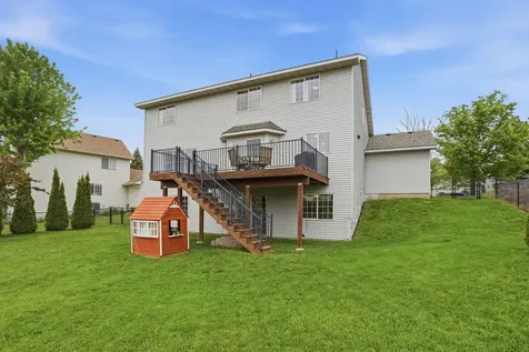 1961 Sierra Parkway Waconia MN 55387