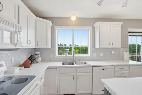 1961 Sierra Parkway Waconia MN 55387