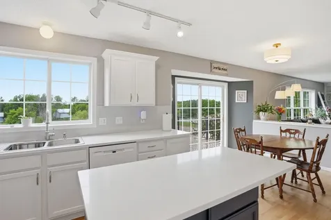 1961 Sierra Parkway Waconia MN 55387