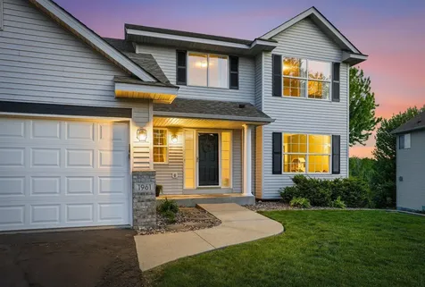 1961 Sierra Parkway Waconia MN 55387