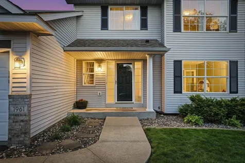 1961 Sierra Parkway Waconia MN 55387
