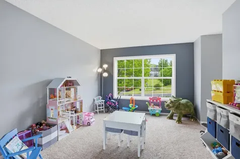 1961 Sierra Parkway Waconia MN 55387