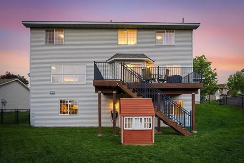 1961 Sierra Parkway Waconia MN 55387