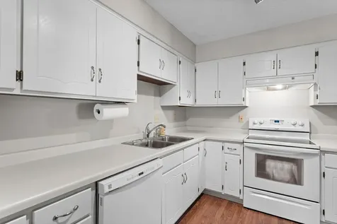 1264 Deercliff Lane Eagan MN 55123