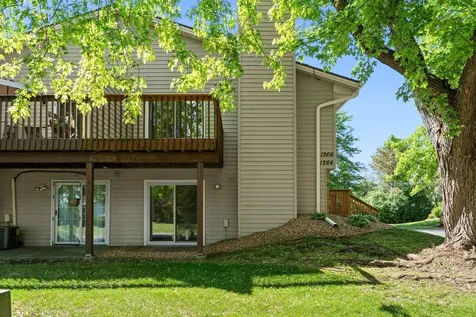 1264 Deercliff Lane Eagan MN 55123