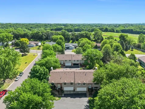 1264 Deercliff Lane Eagan MN 55123
