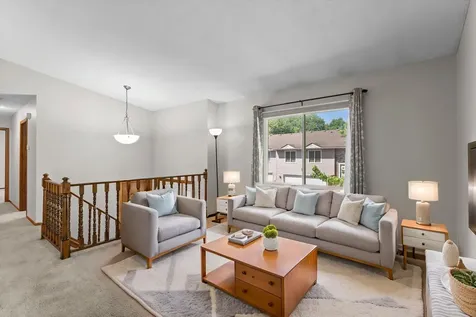 1264 Deercliff Lane Eagan MN 55123