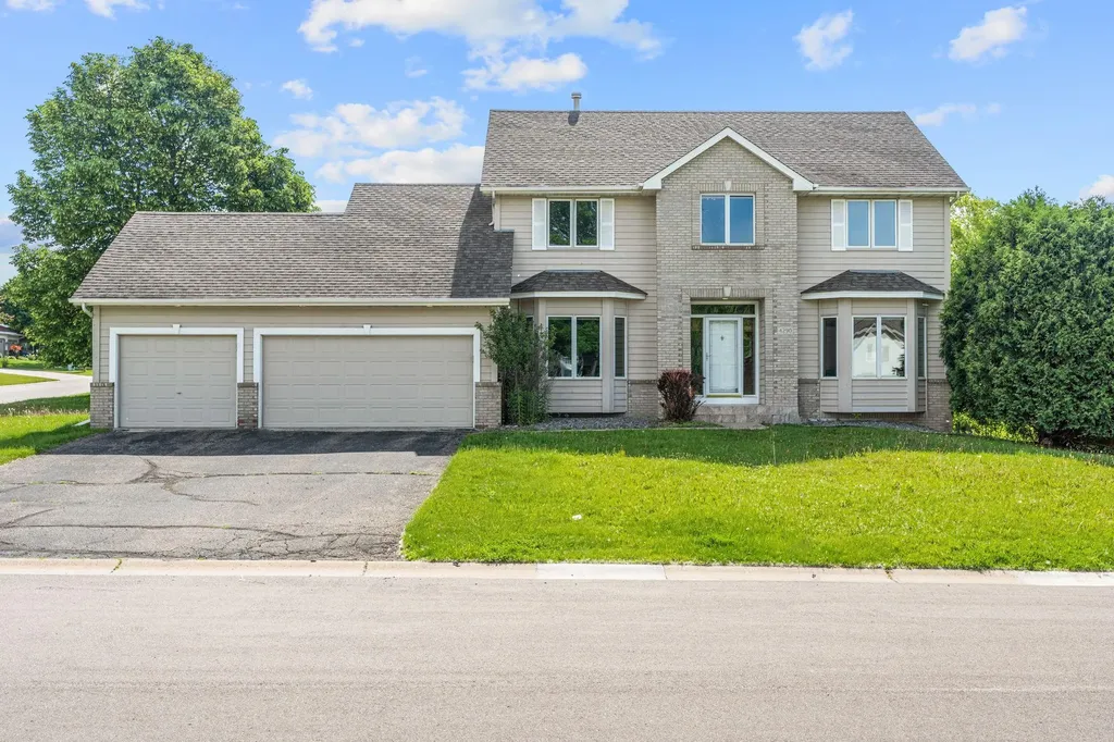 4290 Cottonwood Lane N Plymouth MN 55441
