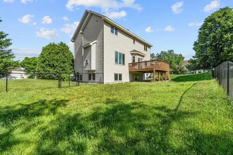 4290 Cottonwood Lane N Plymouth MN 55441