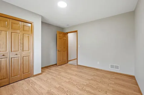 4290 Cottonwood Lane N Plymouth MN 55441
