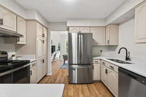 12405 Birnamwood Court Burnsville MN 55337