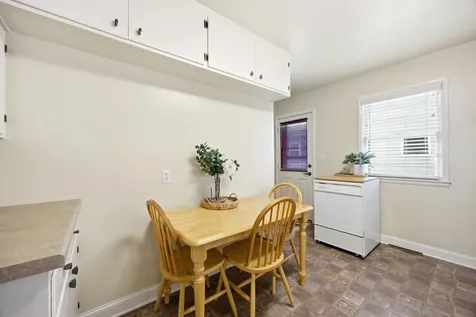 918 14th Street N Moorhead MN 56560
