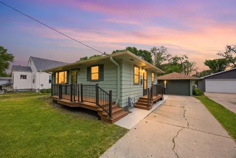 918 14th Street N Moorhead MN 56560