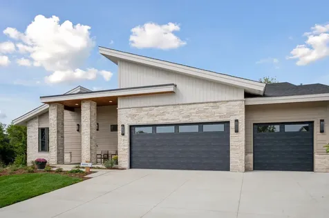 3767 Brookside Drive Chaska MN 55318